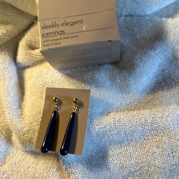Avon Jewelry - Avon Vintage 1990 Look of Lapis Gold/Blue pierced earrings
